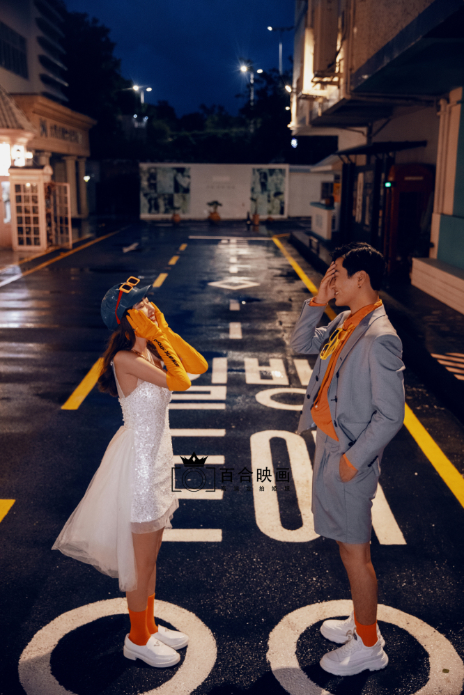夜色/与你漫步城市街头，打造幸福感婚照_深圳婚纱摄影
